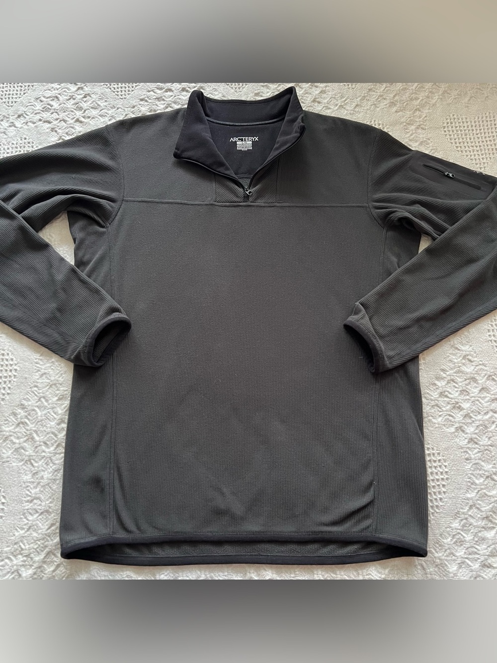 Arc'teryx Men's Quarter-Zip Fleece Charcoal Pull Over Jacket Polartec Large